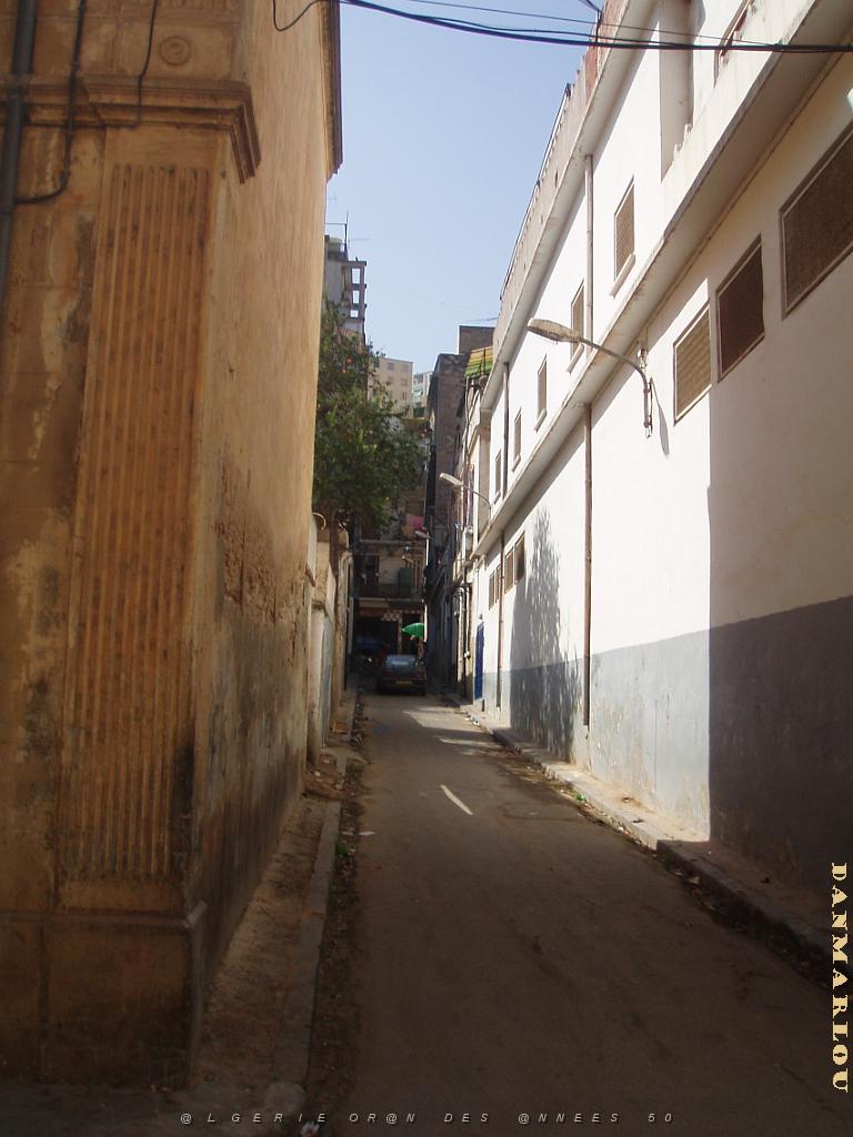 ORAN AOUT 2006 RUE BASEILLES.JPG